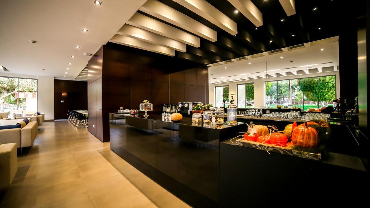 M Executive Residence & Boutique Hotel - Adults Only Эль-Хубар Экстерьер фото